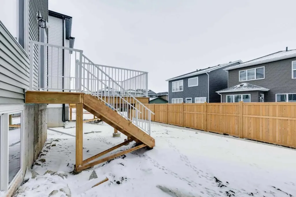 116 Amblefield Grove NW Calgary AB T3P2L4