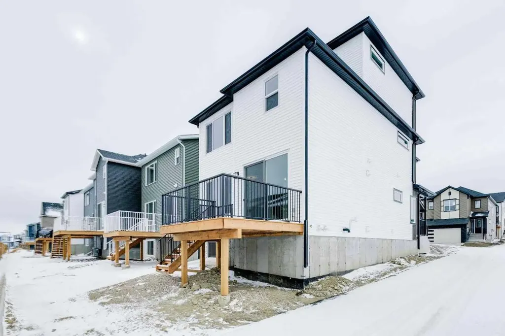 116 Amblefield Grove NW Calgary AB T3P2L4