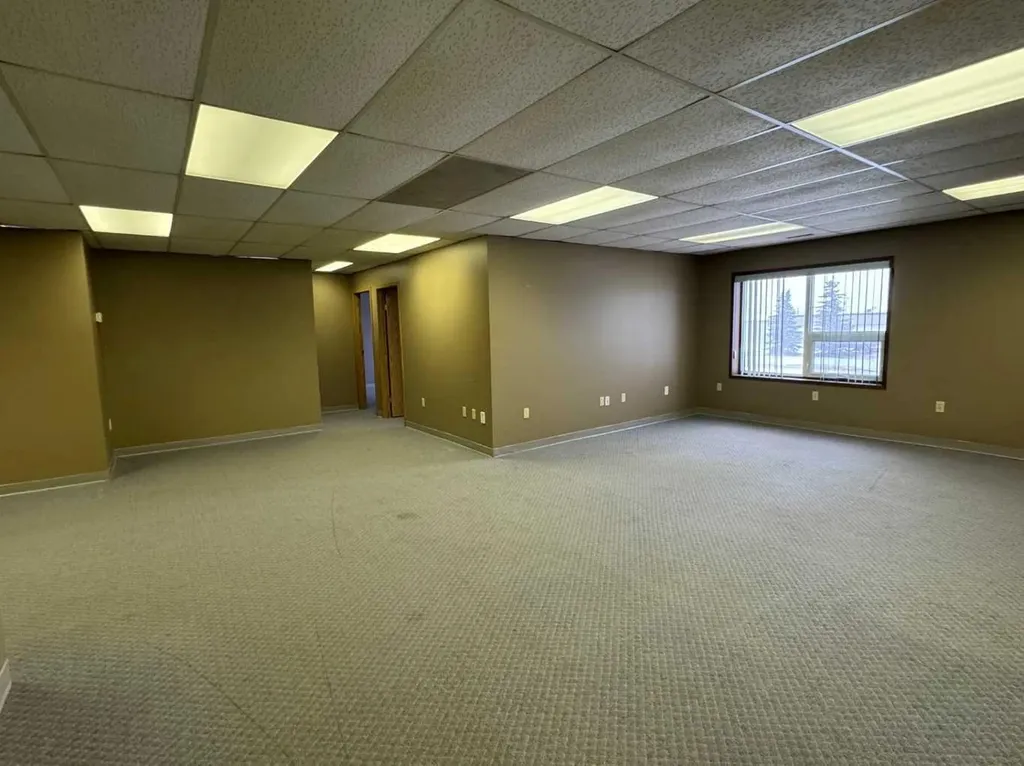 5208 62 Street Lloydminster AB T9V 2E4