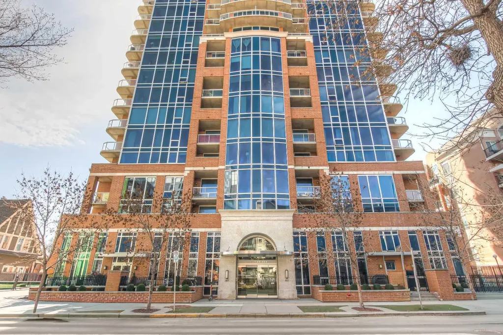 817 15 Avenue SW Calgary AB T2R0H8