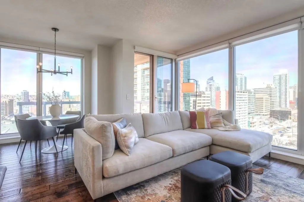 817 15 Avenue SW Calgary AB T2R0H8