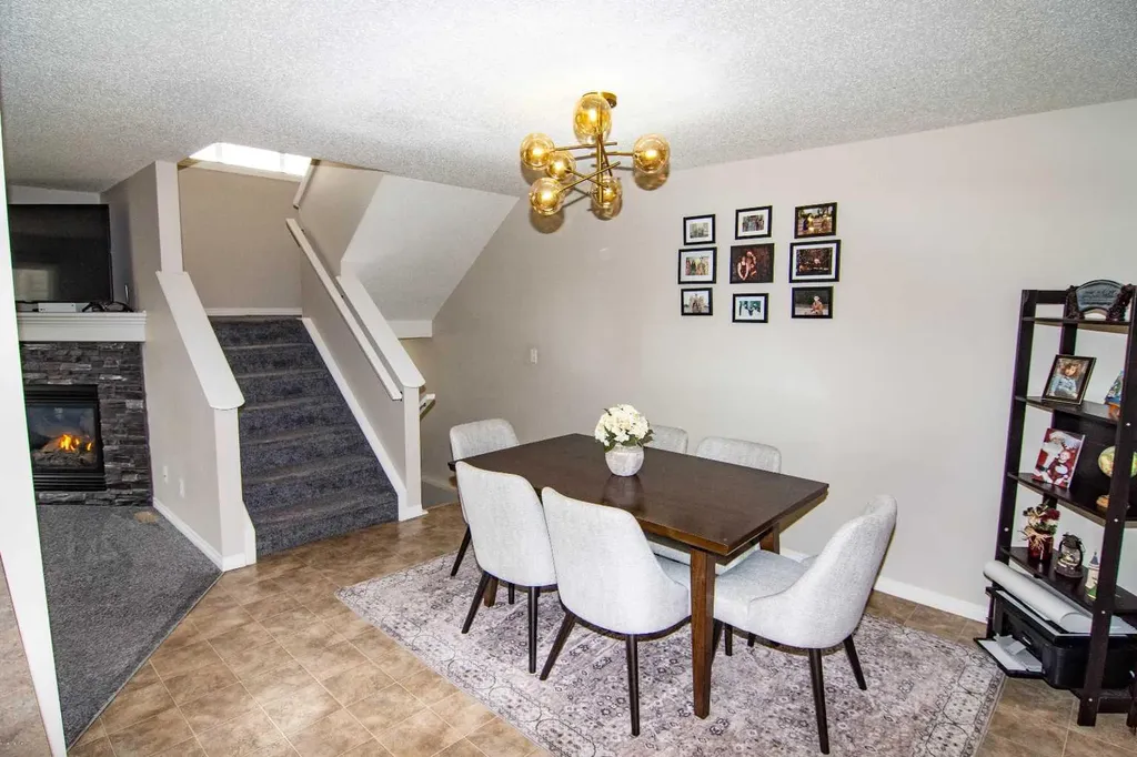 754 Luxstone Gate SW Airdrie AB T4B 0H3