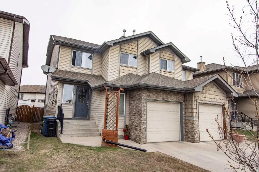 754 Luxstone Gate SW Airdrie AB T4B 0H3