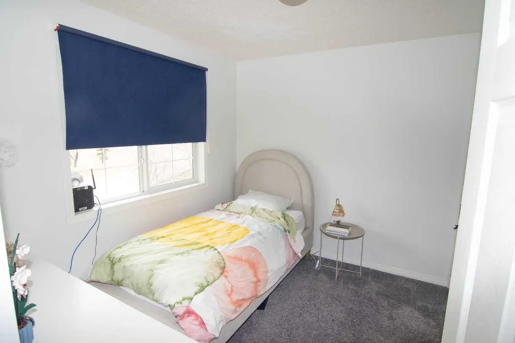 754 Luxstone Gate SW Airdrie AB T4B 0H3
