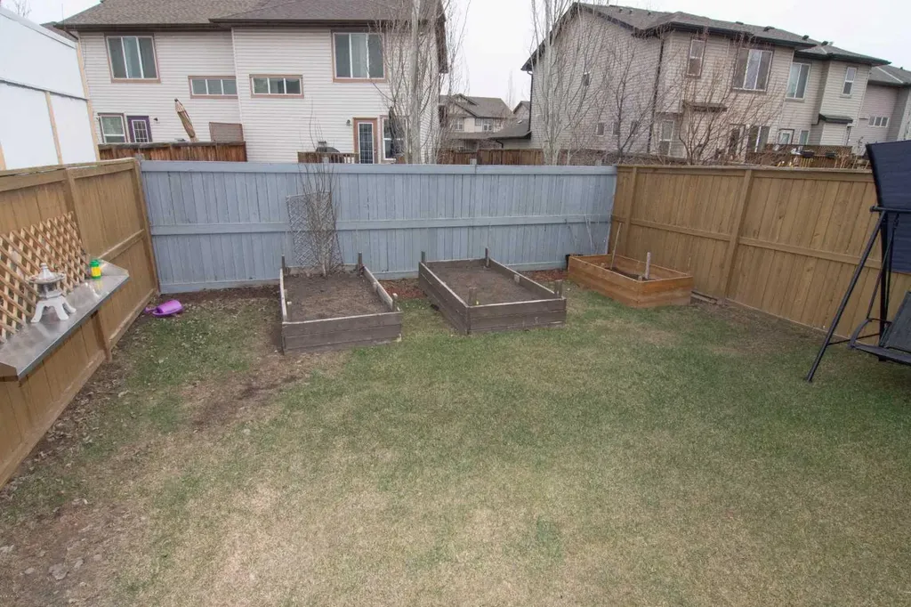 754 Luxstone Gate SW Airdrie AB T4B 0H3