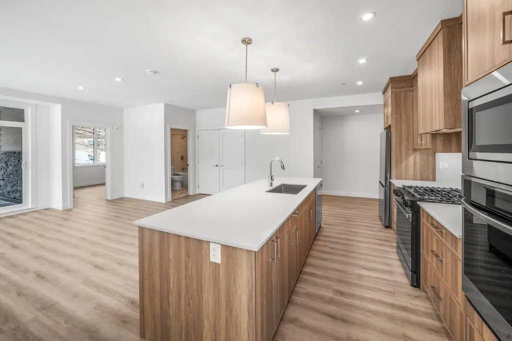 10 Cascade Ridge Canmore AB T1W 0K6