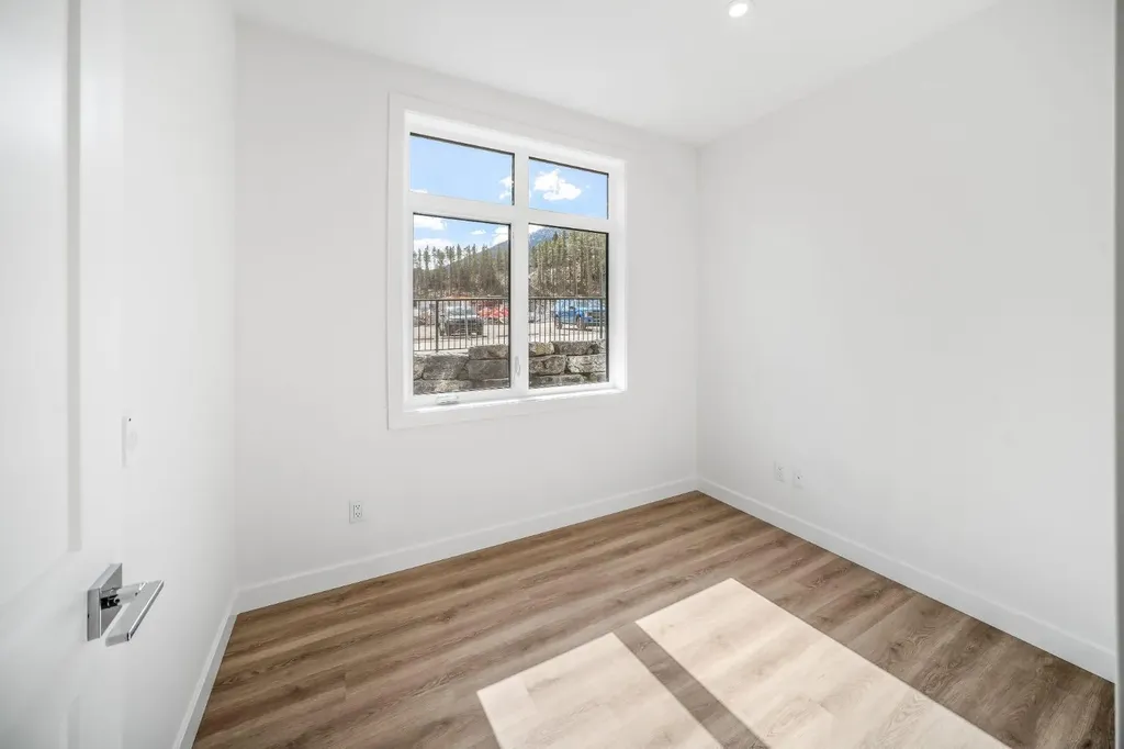10 Cascade Ridge Canmore AB T1W 0K6