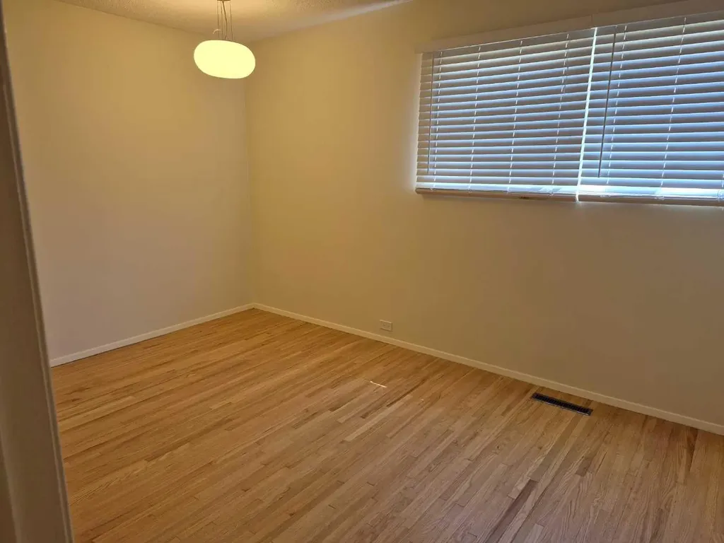 3415 Benton Drive NW Calgary AB T2L1W7