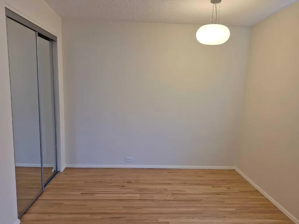 3415 Benton Drive NW Calgary AB T2L1W7
