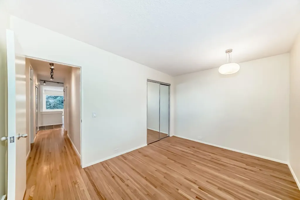 3415 Benton Drive NW Calgary AB T2L1W7