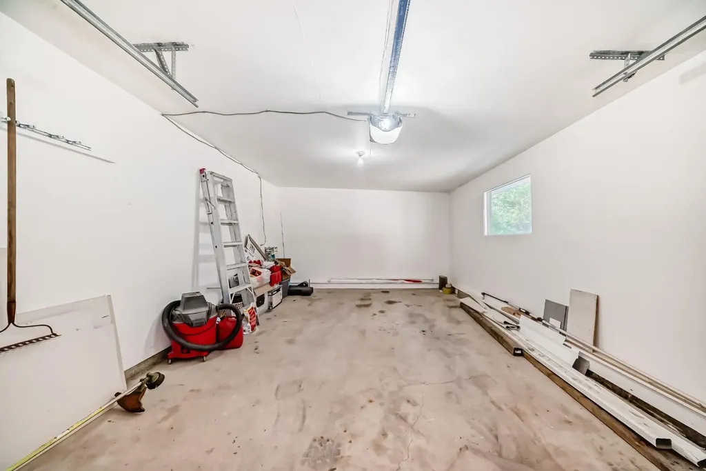 3415 Benton Drive NW Calgary AB T2L1W7