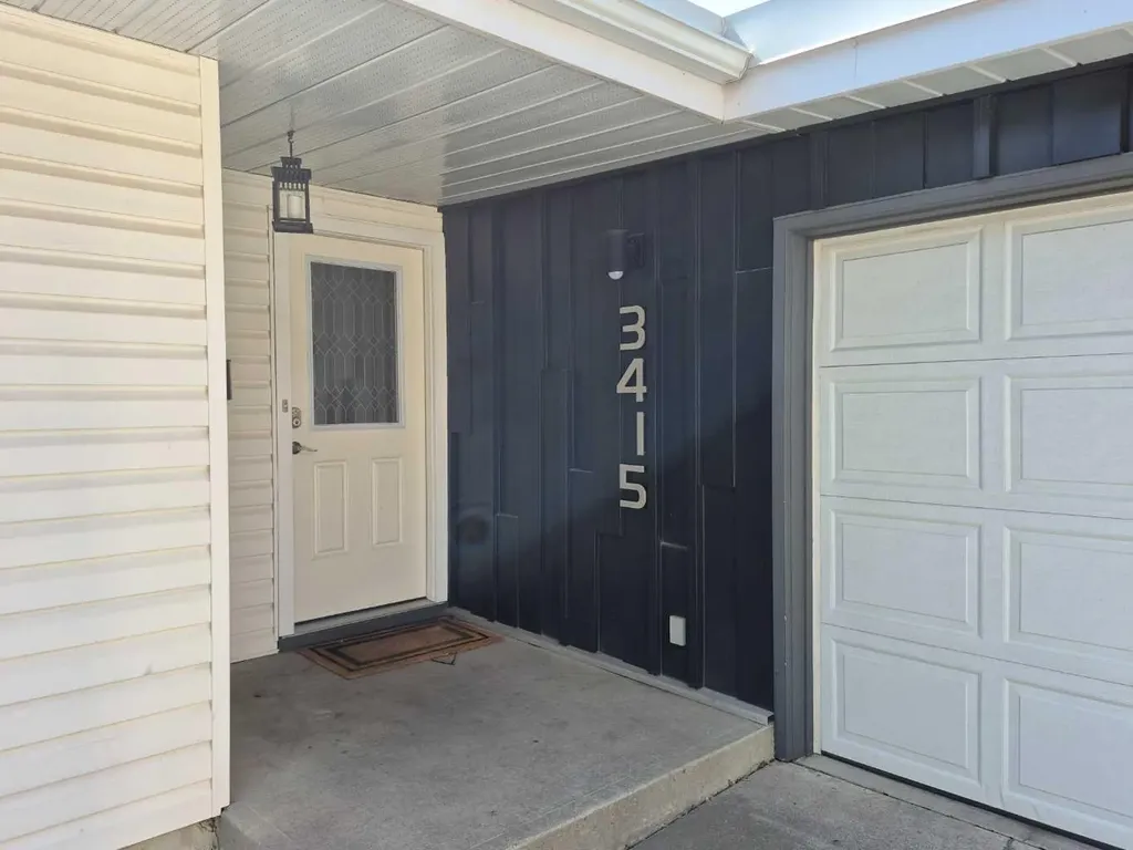 3415 Benton Drive NW Calgary AB T2L1W7