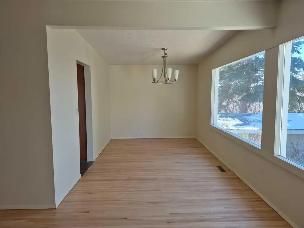 3415 Benton Drive NW Calgary AB T2L1W7