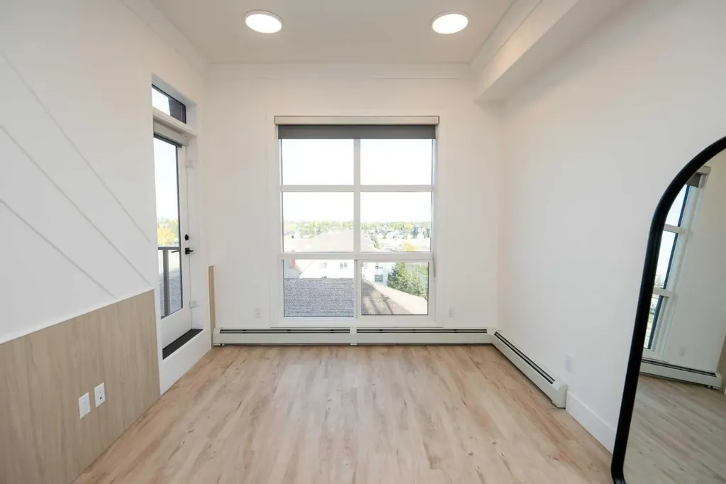 330 Dieppe Drive SW Calgary AB T3E 2L4