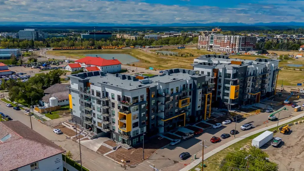 330 Dieppe Drive SW Calgary AB T3E 2L4