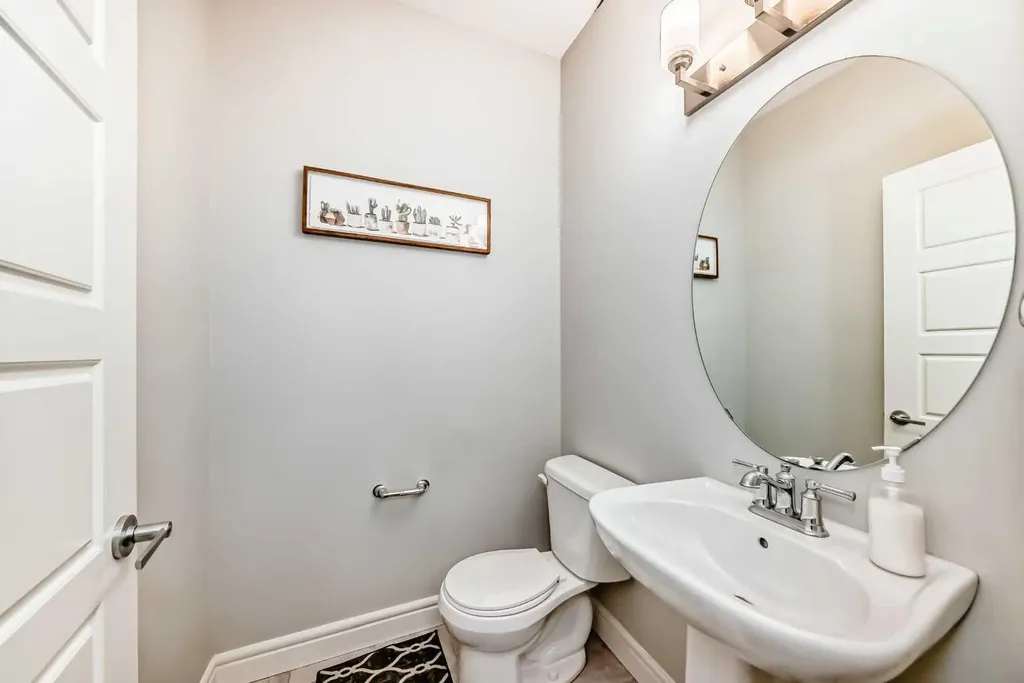 10097 46 Street NE Calgary AB T3J 0Y5