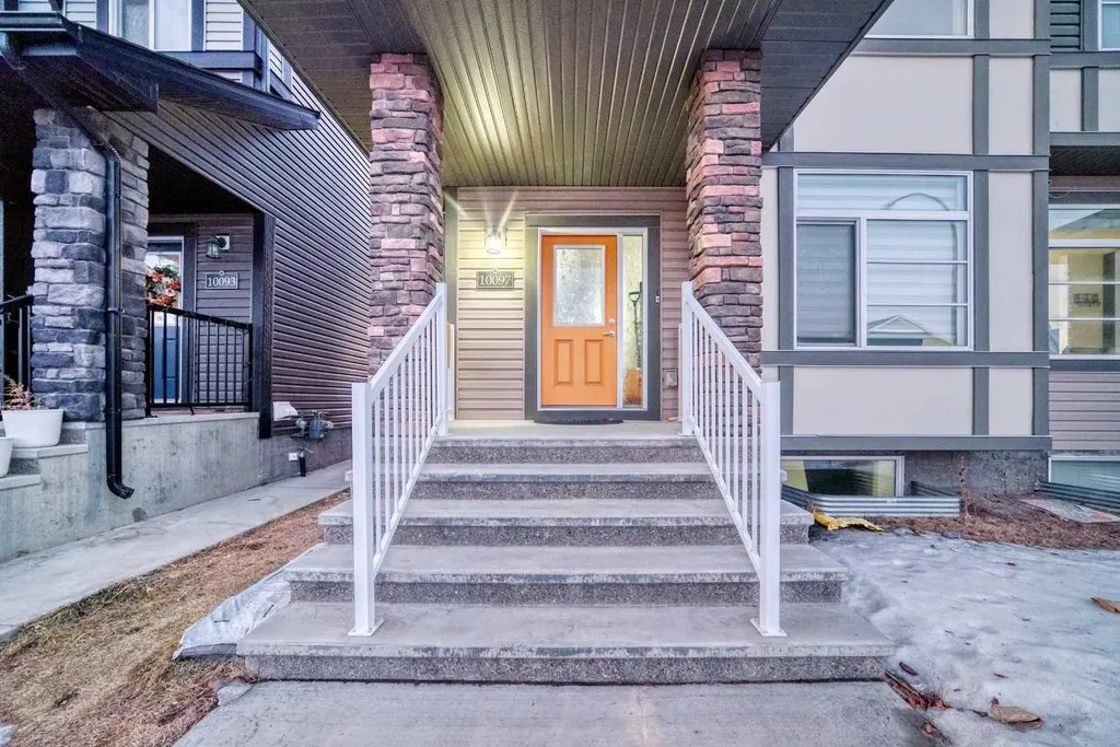 10097 46 Street NE Calgary AB T3J 0Y5