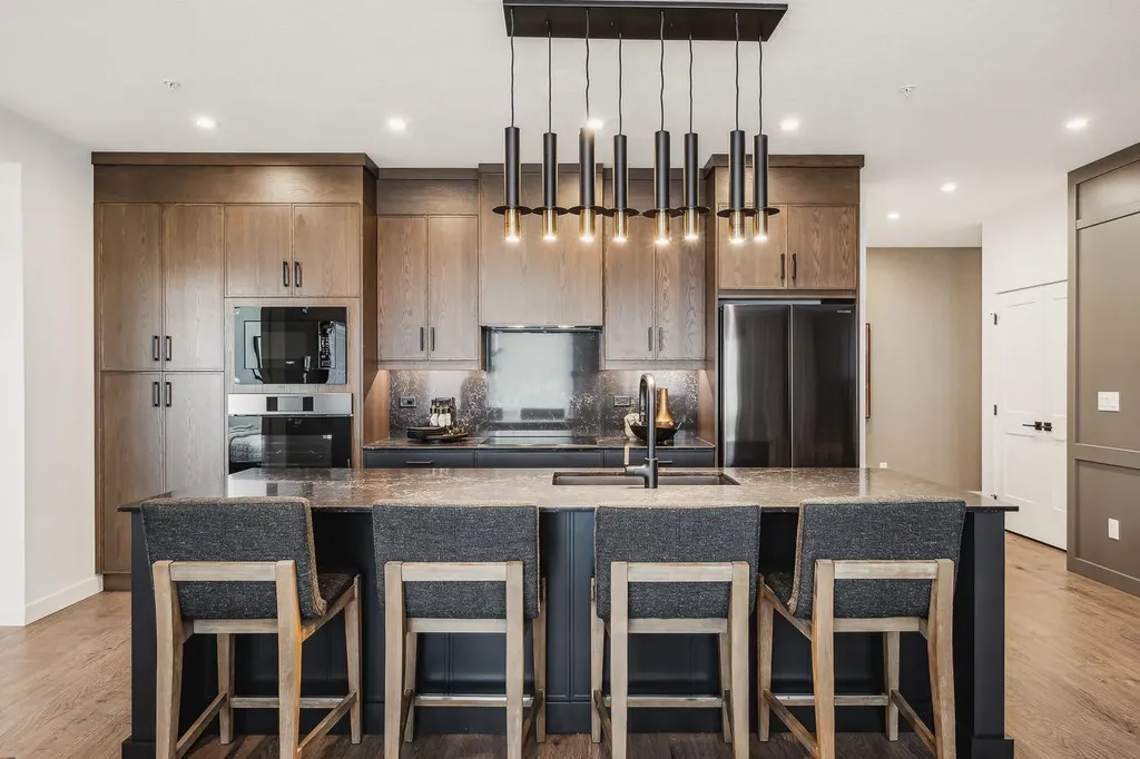 60 Cascade Ridge Canmore AB T1W 0K6