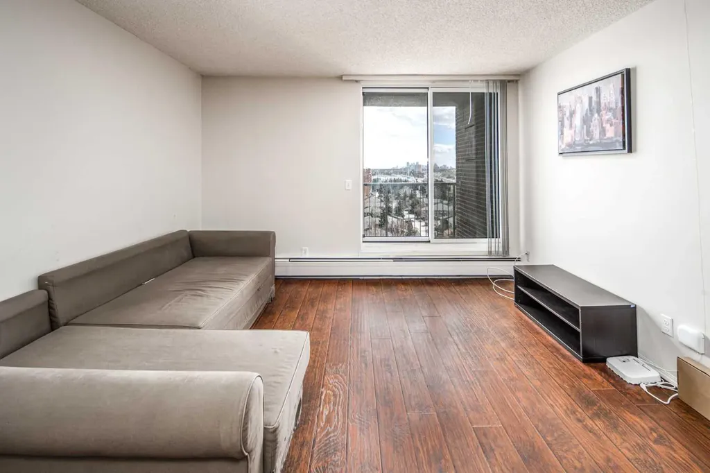 4944 Dalton Drive NW Calgary AB T3A 2E6