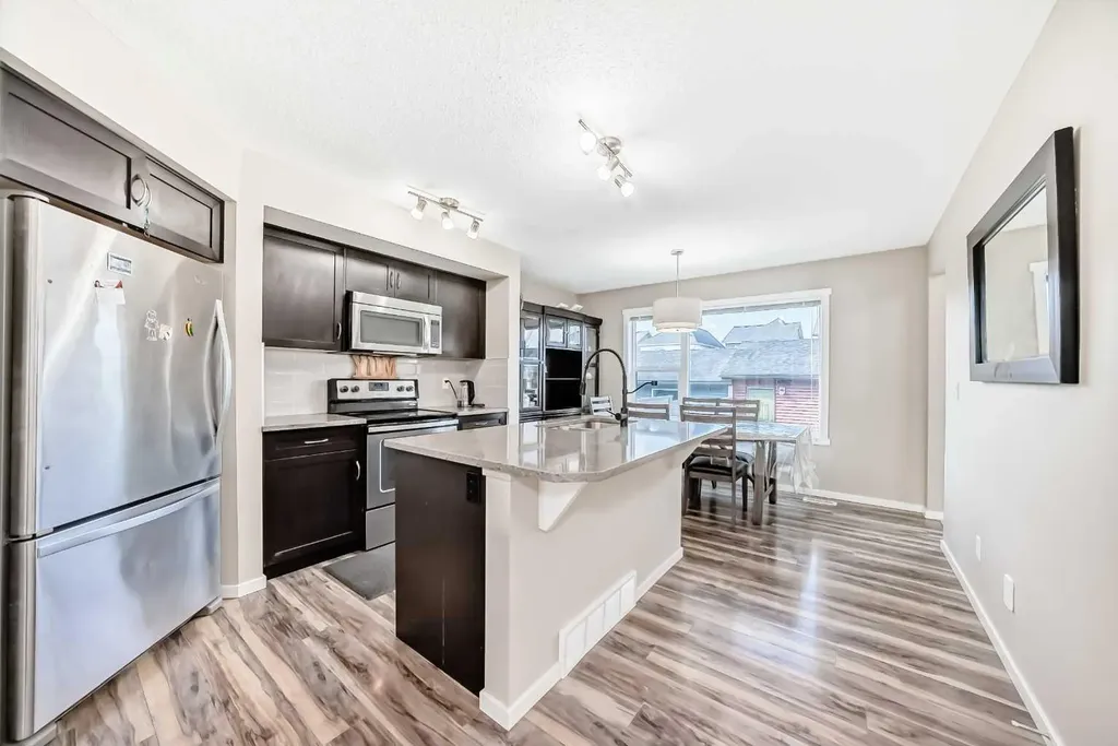 120 Evansridge Court NW Calgary AB T3P 0N2