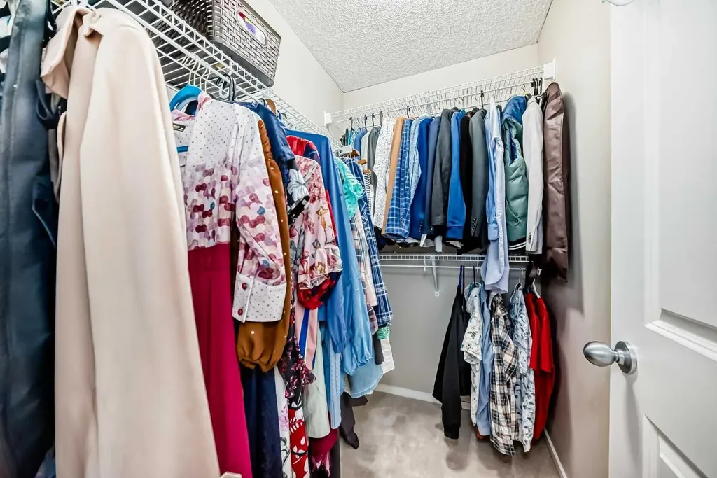 120 Evansridge Court NW Calgary AB T3P 0N2
