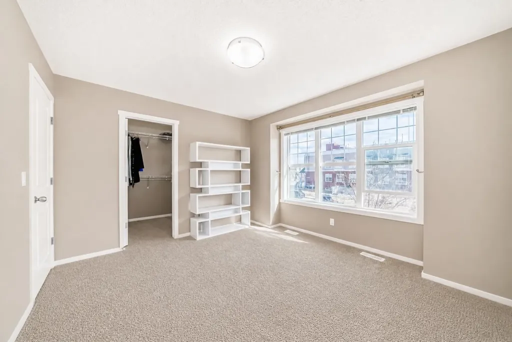 120 Evansridge Court NW Calgary AB T3P 0N2