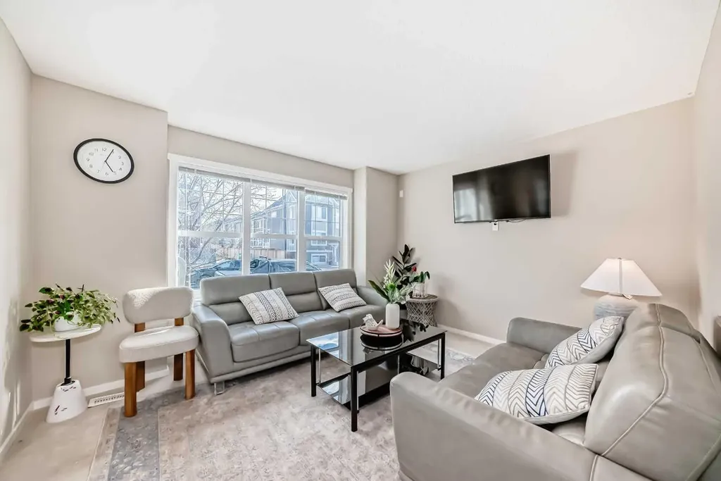 120 Evansridge Court NW Calgary AB T3P 0N2