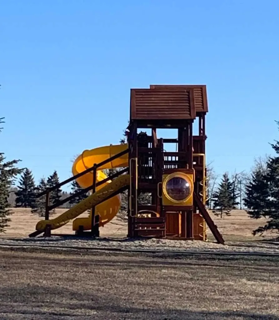 41310 Range Road 282 Rural Lacombe County AB T4L 2N3