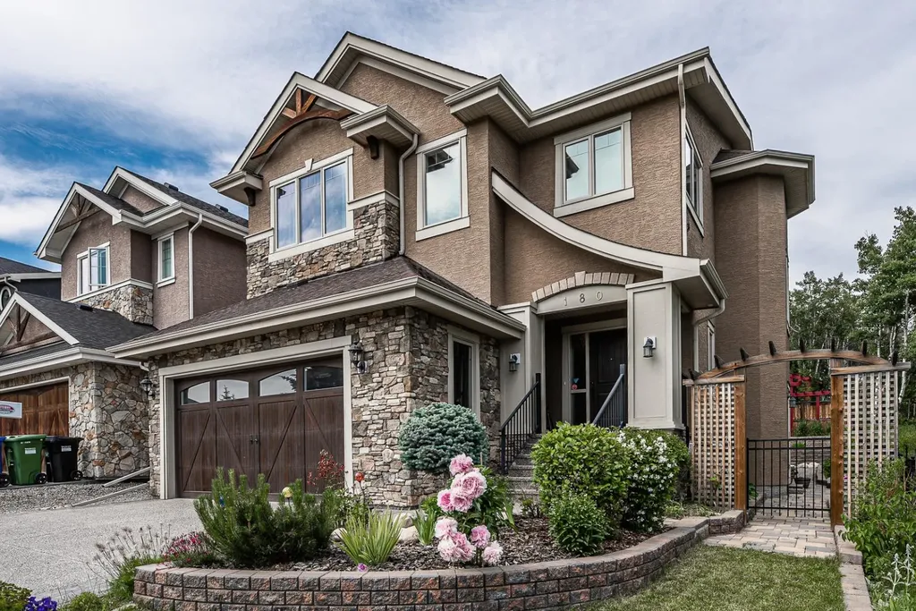 180 Ascot Drive SW Calgary AB T3H 0V2