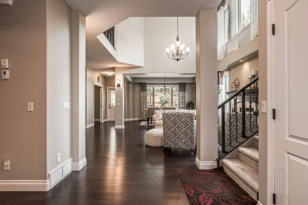 180 Ascot Drive SW Calgary AB T3H 0V2