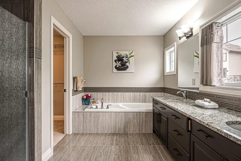 180 Ascot Drive SW Calgary AB T3H 0V2