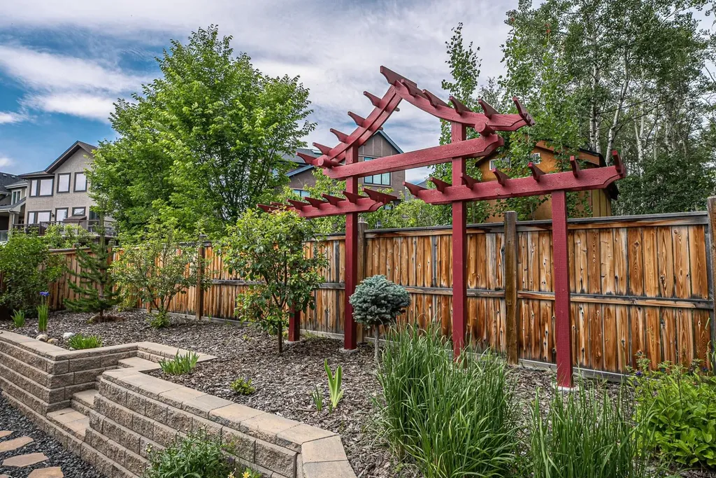 180 Ascot Drive SW Calgary AB T3H 0V2