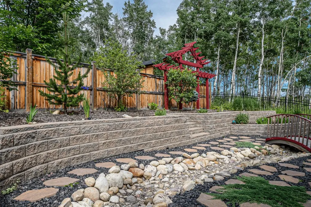 180 Ascot Drive SW Calgary AB T3H 0V2