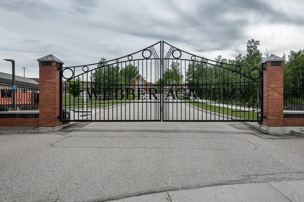 180 Ascot Drive SW Calgary AB T3H 0V2