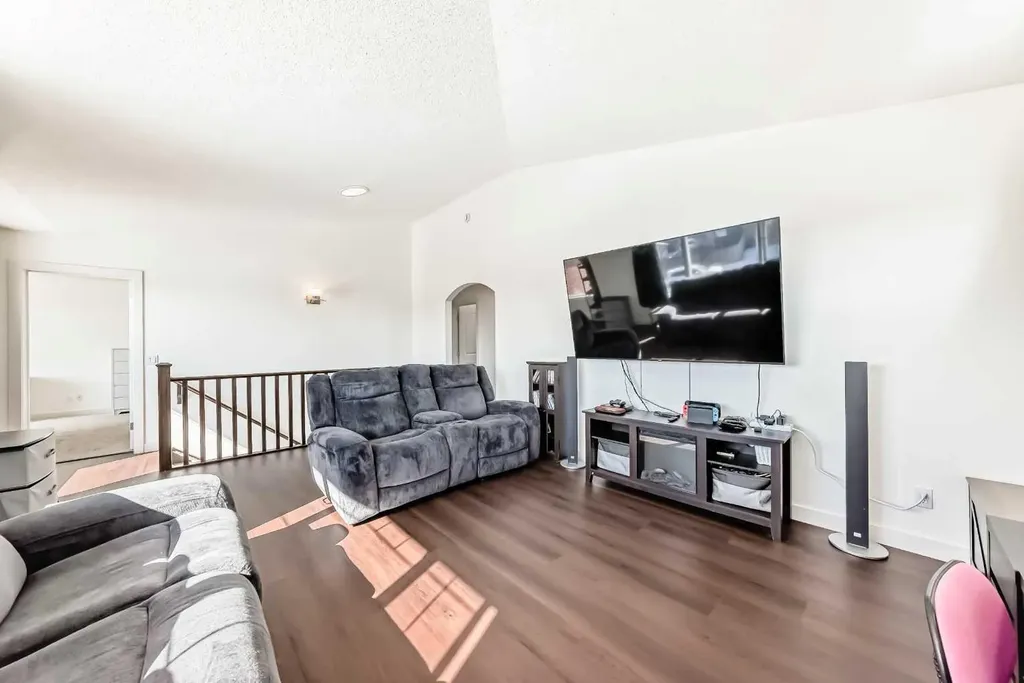 2002 High Country Rise NW High River AB T1V 0C9