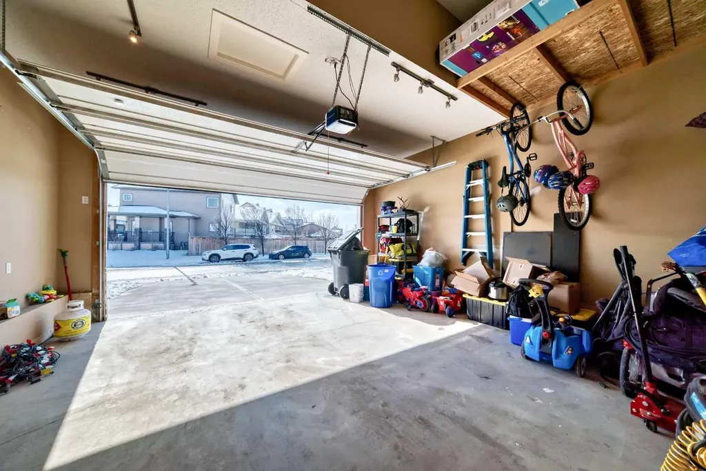 2002 High Country Rise NW High River AB T1V 0C9
