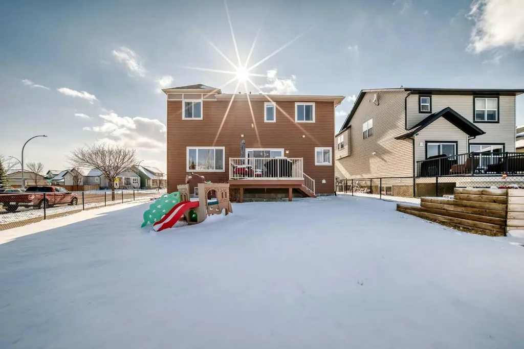 2002 High Country Rise NW High River AB T1V 0C9