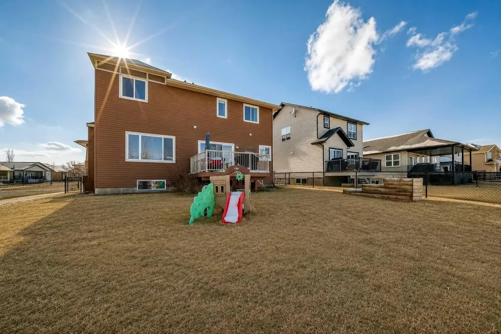 2002 High Country Rise NW High River AB T1V 0C9