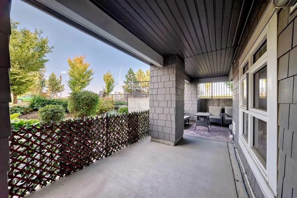 25 Auburn Meadows Avenue SE Calgary AB T3M 2L3