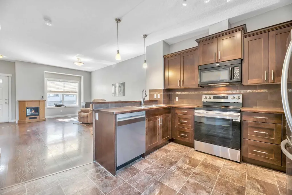238 Ranch Ridge Meadow Strathmore AB T1P 0A9