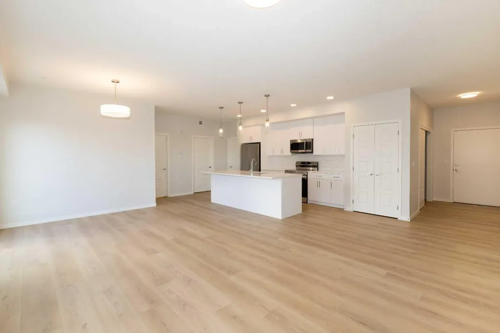 20295 Seton Way SE Calgary AB T3M 3Y9