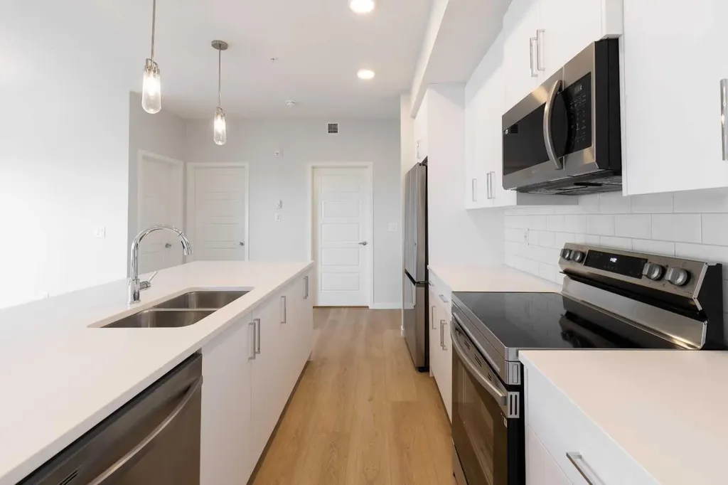 20295 Seton Way SE Calgary AB T3M 3Y9