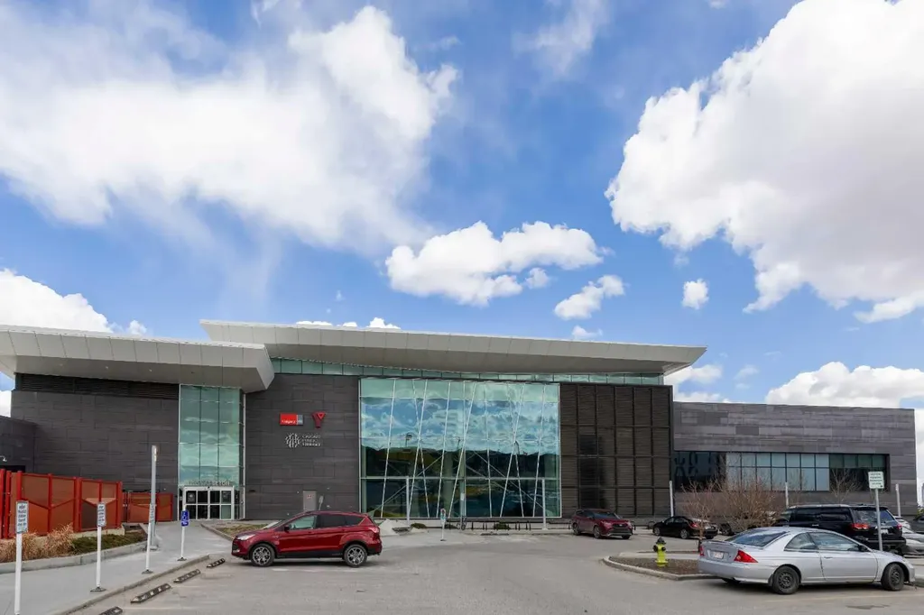 20295 Seton Way SE Calgary AB T3M 3Y9
