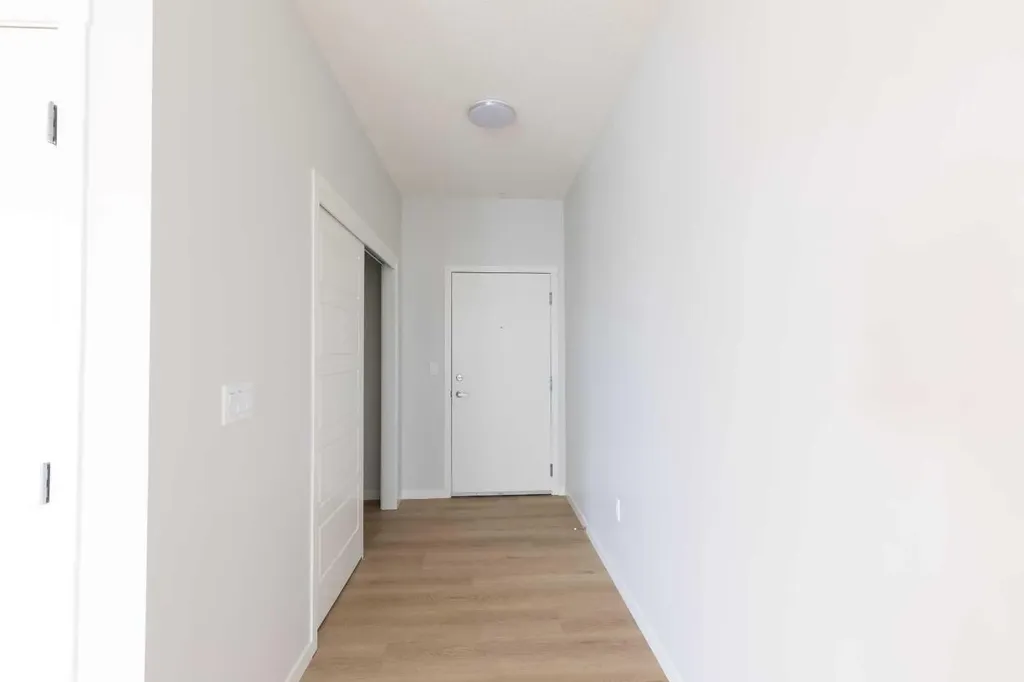 20295 Seton Way SE Calgary AB T3M 3Y9