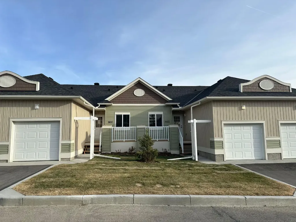 1103 Clover Close Carstairs AB T0M0N0