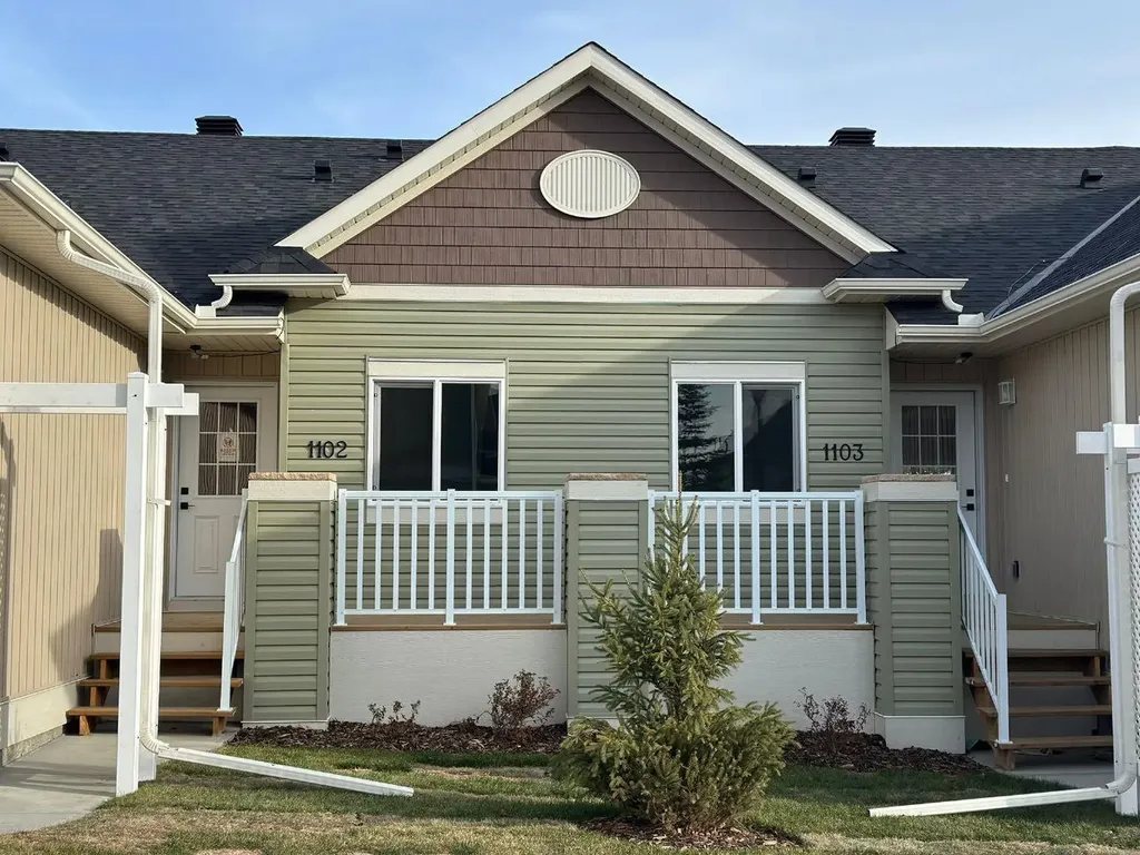 1103 Clover Close Carstairs AB T0M0N0