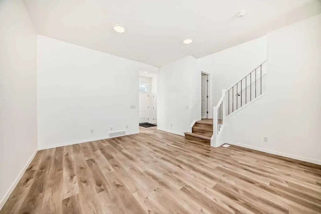 1078 Sawgrass Link NW Airdrie AB T4B5V2