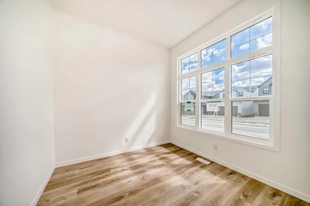 1078 Sawgrass Link NW Airdrie AB T4B5V2