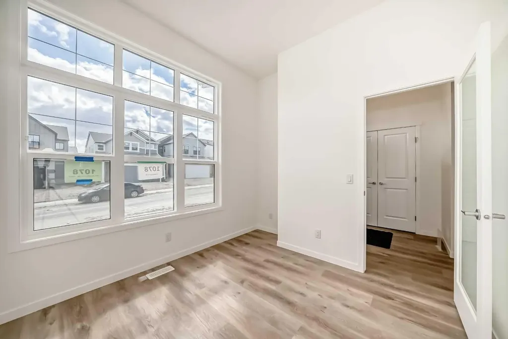 1078 Sawgrass Link NW Airdrie AB T4B5V2