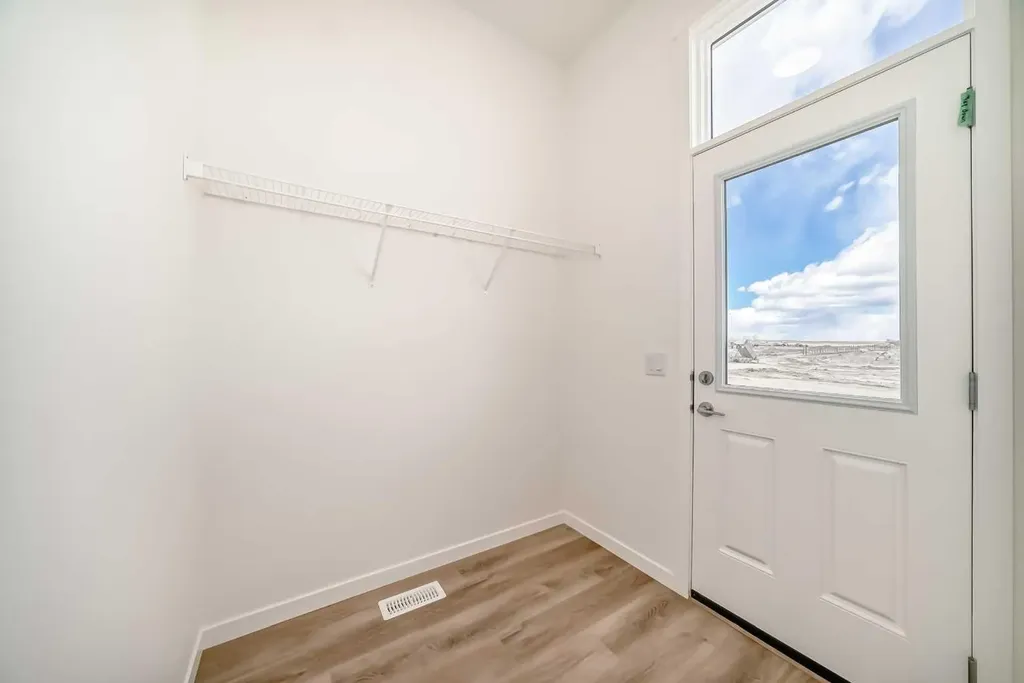 1078 Sawgrass Link NW Airdrie AB T4B5V2